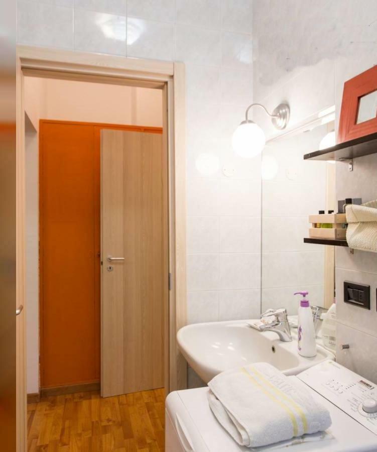 Isola Lagosta Apartment Milano Exterior foto